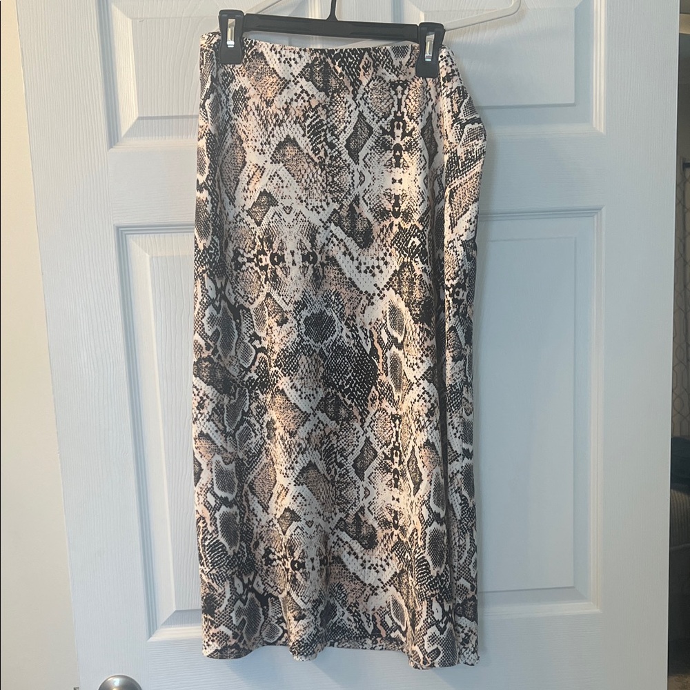 Snake Print Set - Picture 3 of 4